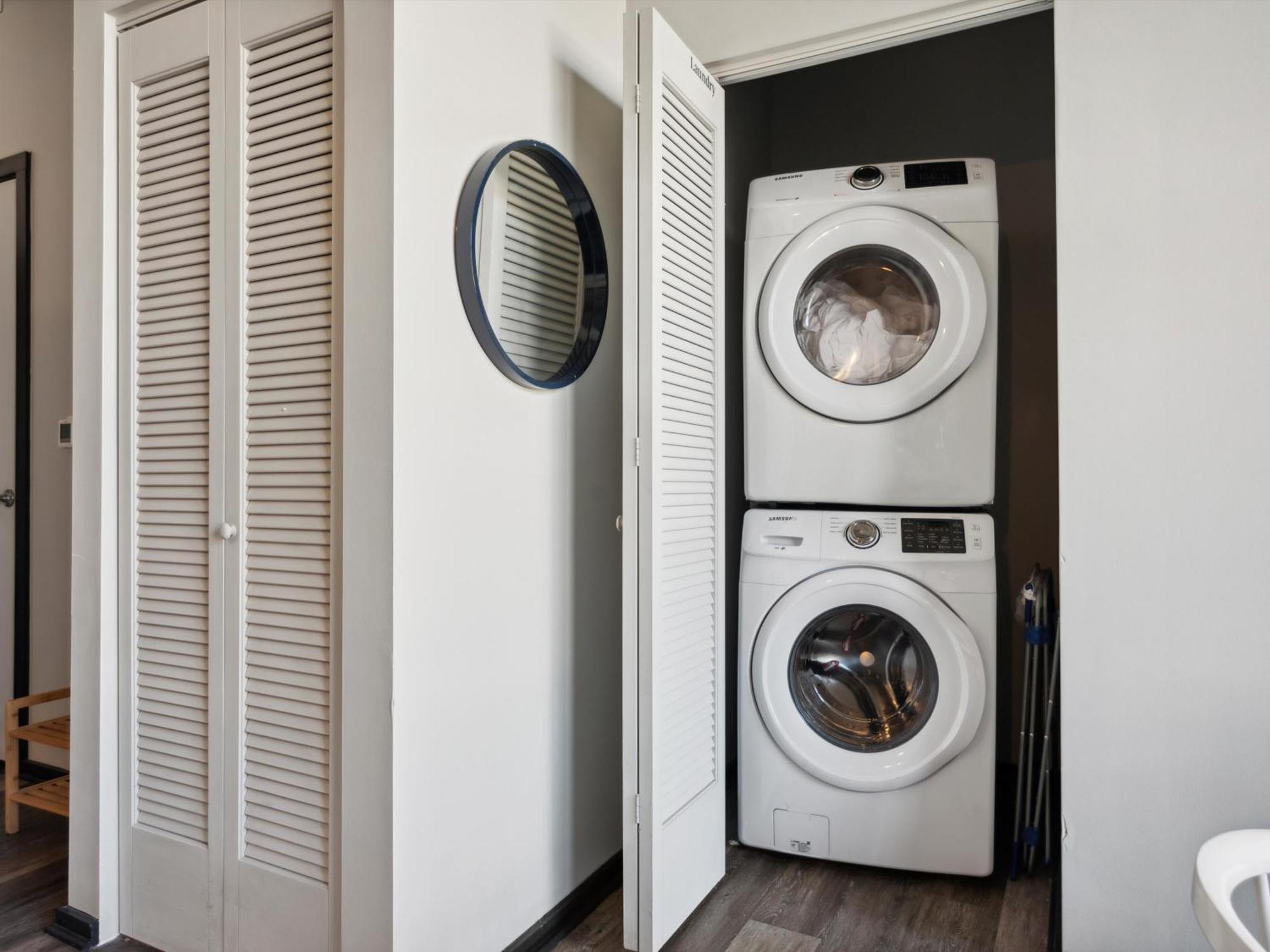 Large 3Br Apts & Studios, Gym, Game Room, Free Street Parking Philadelphie Chambre photo